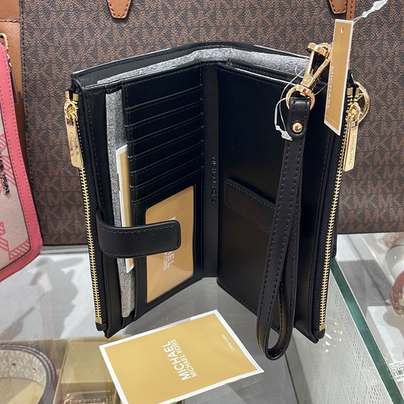 MICHAEL KORS JET SET TRAVEL 35S3GTVW7J LIGHT SAGE LG DOUBLE ZIP WRISTLET-WALLET- - Picture 5 of 16